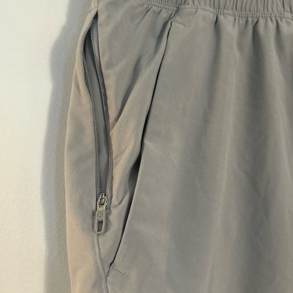 Lululemon Athletica Men's Pace Breaker Linerless Short in Gray - Picture 5 of 14